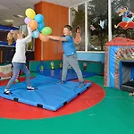 аугуста 3*