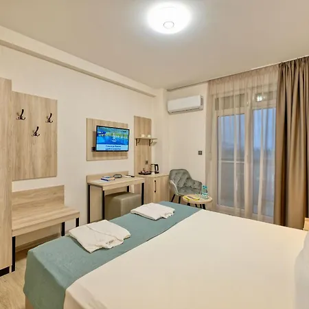 Augusta Hotel Hisarea