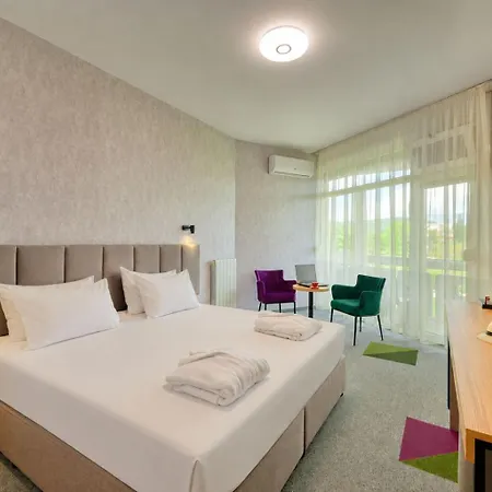 Augusta Otel