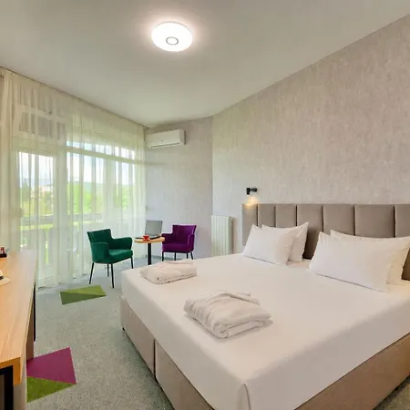 Otel Augusta 3*