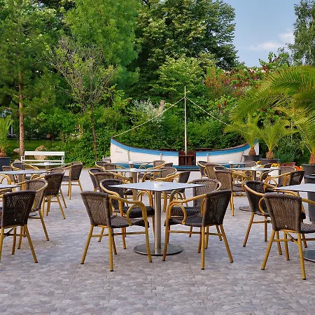 Hotel Augusta 3*